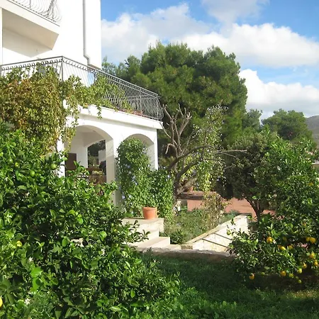 Apartament Pralija Mile