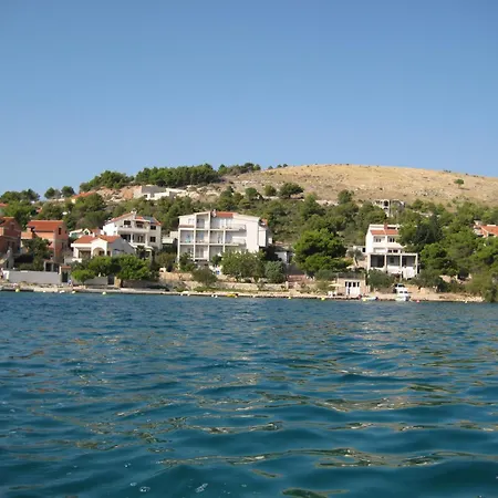 Lägenhet Pralija Mile Zaboric