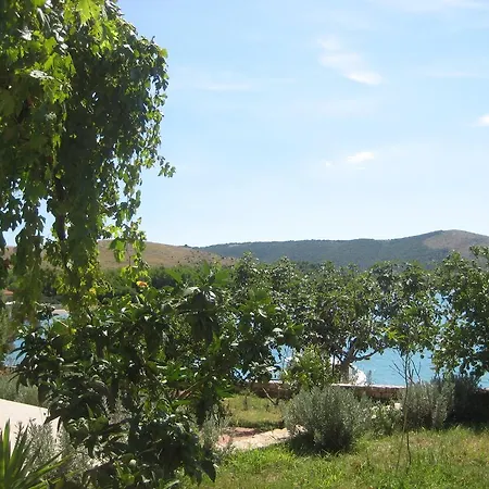 Apartament Pralija Mile *