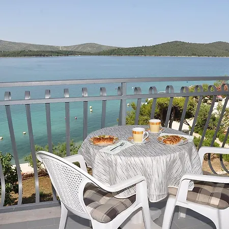 Lägenhet Pralija Mile