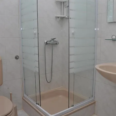 Apartament Pralija Mile *