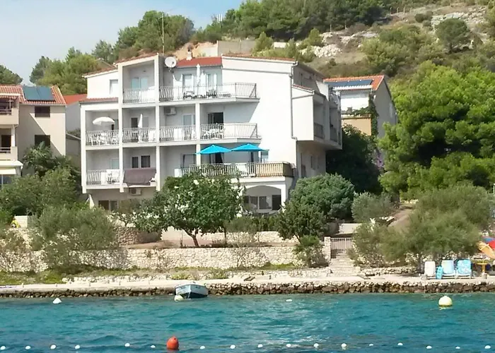 アパート Pralija Mile