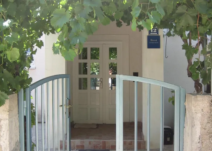 Pralija Mile ザボリッチ