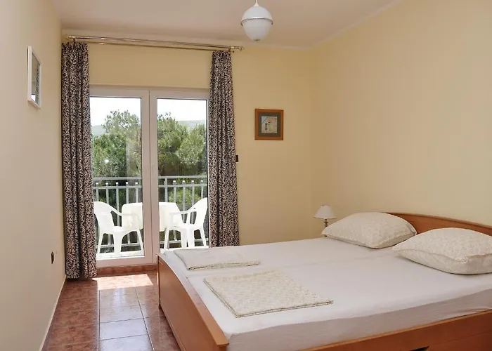 Pralija Mile アパート ザボリッチ